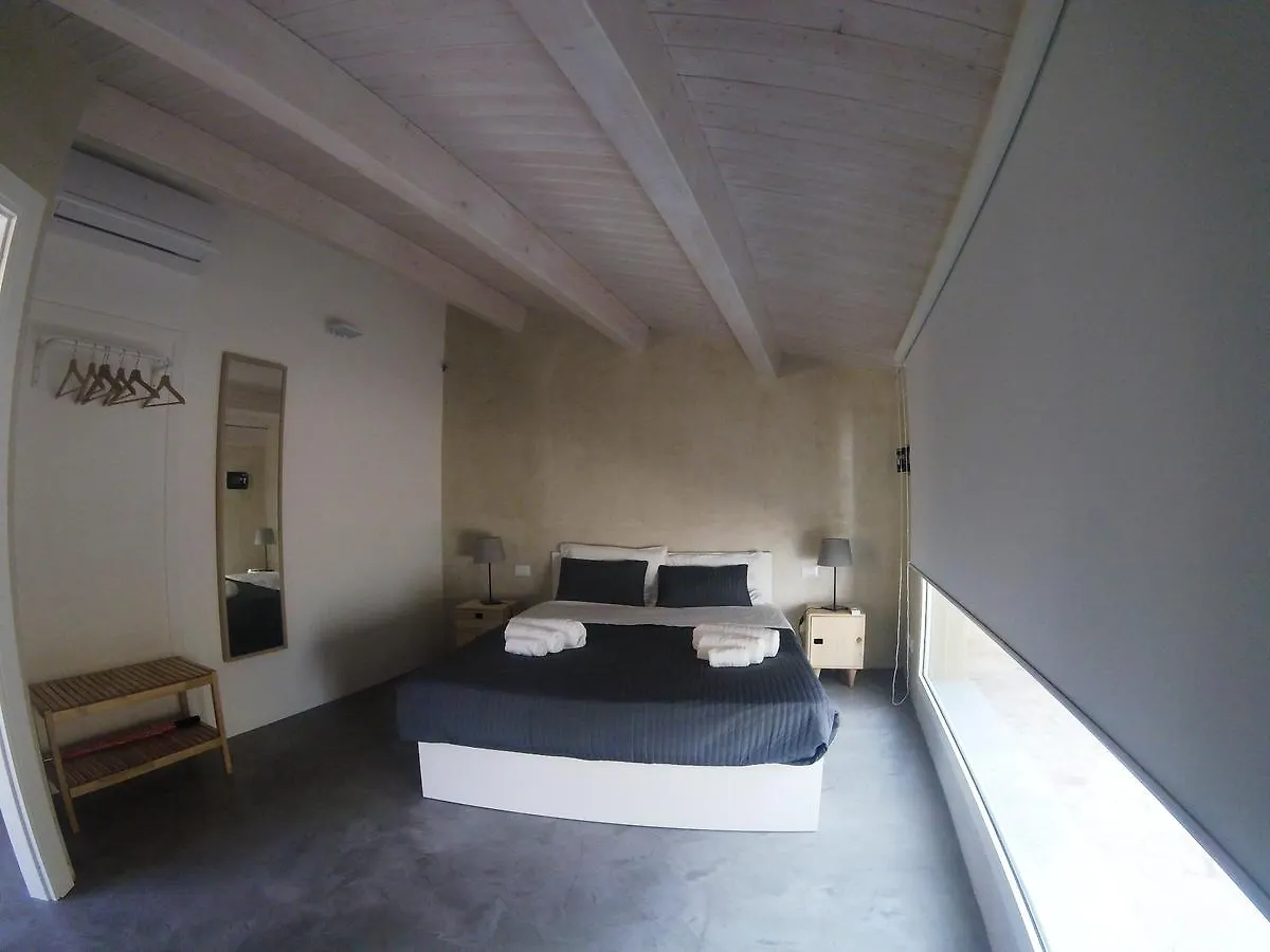 Kuro Hotel Palermo 0*,  Italy